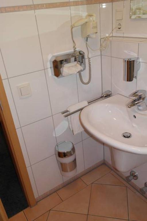 Hotel Jahnhaus Лангенфелд Стая снимка