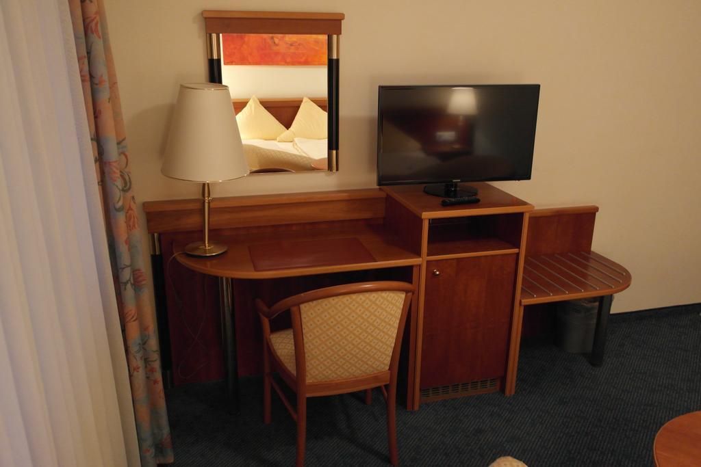 Hotel Jahnhaus Лангенфелд Стая снимка