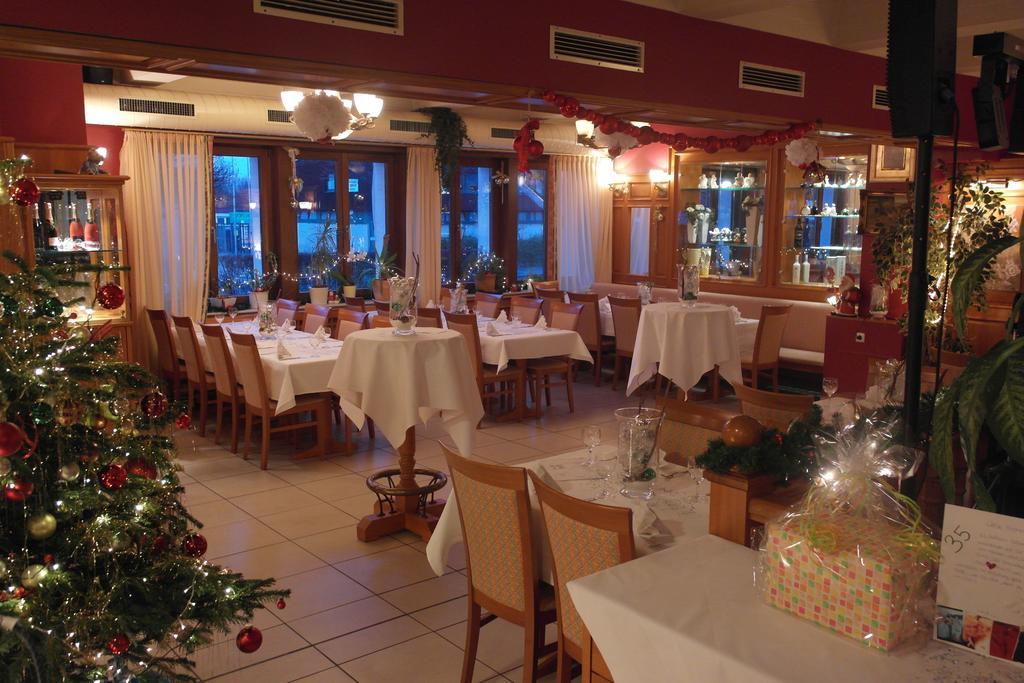Hotel Jahnhaus Лангенфелд Екстериор снимка